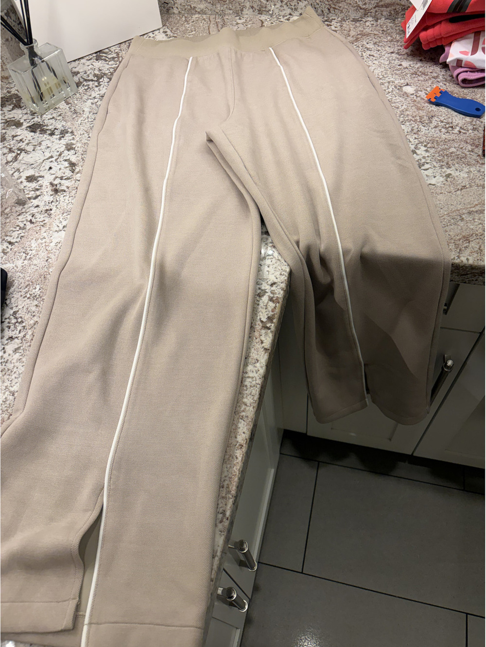NWT Spanx Airpique Straight track pant size L in tan